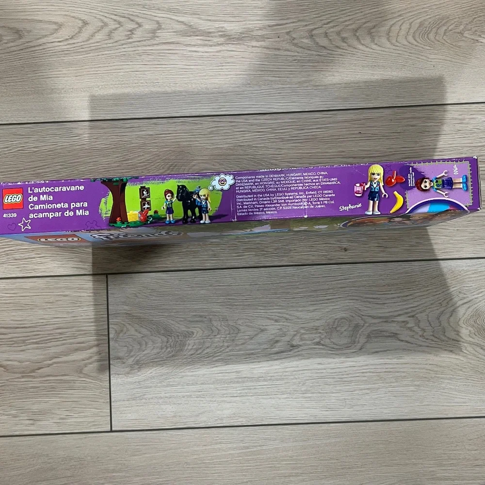Lego Friends Mia's Camper Van - 41339 (Retired Product) - Picture 3 of 4